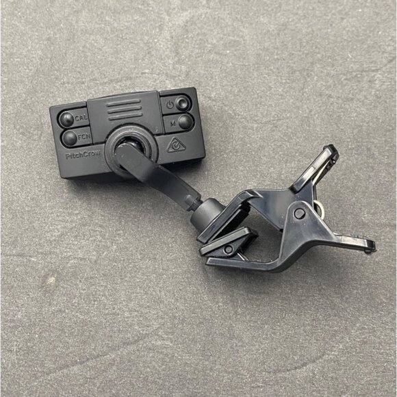 Korg PitchCrow Clip-On Guitar & Bass Tuner Accurate & Easy-To-Read Display Black - Picture 2 of 11